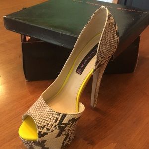 Steven by Steve Madden Heels. Never been worn.